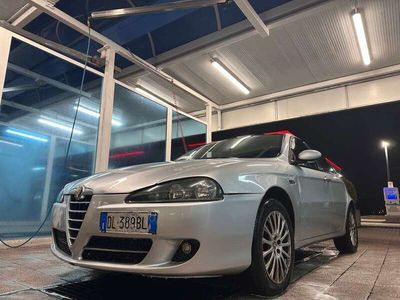 usata Alfa Romeo 147 5p 1.9 jtd Distinctive 120cv