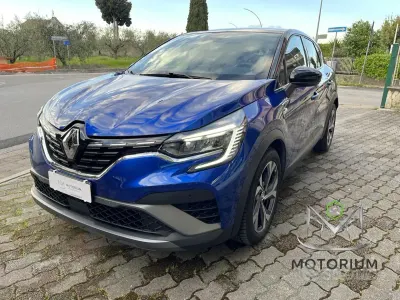 Usata Renault Captur RS Line 94 CV (69 kW) 2022 Blu/azzurro SUV