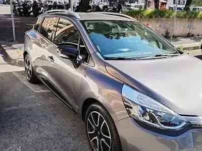 Usata Renault Clio 75 CV (55 kW) 2016 Grigio Station wagon