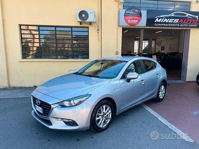 Usata Mazda 3 Exceed 105 CV (77 kW) 2018 Grigio Berlina