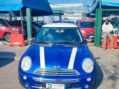 Usata Mini Cooper 116 CV (85 kW) 2006 Blu Utilitaria