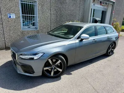 Usata Volvo V90 R-Design 250 CV (183 kW) 2019 Grigio Station wagon