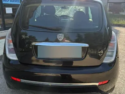 Usata Lancia Ypsilon 60 CV (44 kW) 2008 Nero Utilitaria