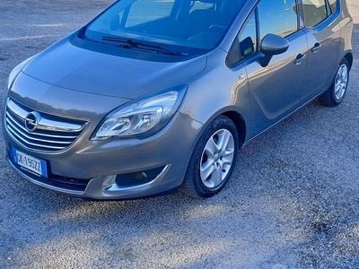 Usata Opel Meriva 120 CV (88 kW) 2016 Grigio Monovolume