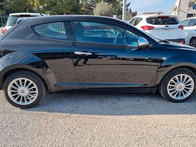 Usata Alfa Romeo MiTo Super 95 CV (69 kW) 2018 Nero Utilitaria