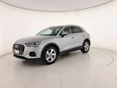 Usata Audi Q3 Advanced 150 CV (110 kW) 2025 Argento fioretto metallizzato SUV