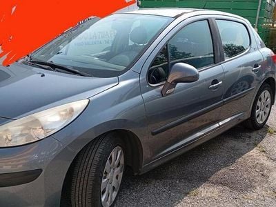 Gebraucht Peugeot 207 2010 Grau Kleinwagen