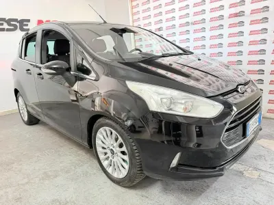 Usata Ford B-MAX Titanium 75 CV (55 kW) 2013 Nero Monovolume
