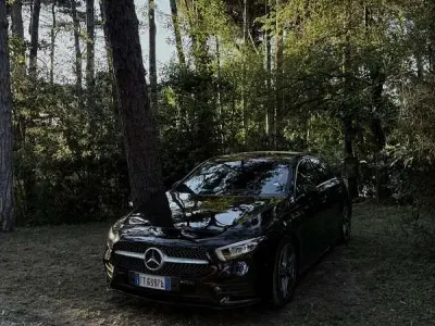 Usata Mercedes A180 Premium 116 CV (85 kW) 2019 Berlina