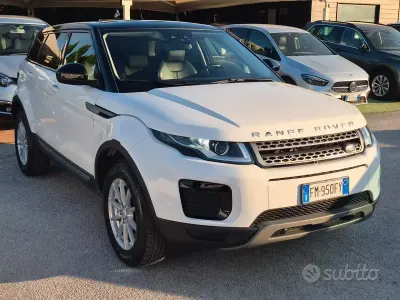 Usado Land Rover Range Rover evoque HSE Dynamic 150 HP (110 kW) 2017 Branco SUV