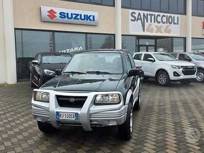 Usata Suzuki Grand Vitara 127 CV (93 kW) 2000 Verde SUV
