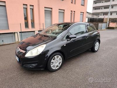 Usata Opel Corsa Sport 80 CV (58 kW) 2008 Nero Utilitaria