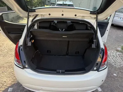 Usata Lancia Ypsilon