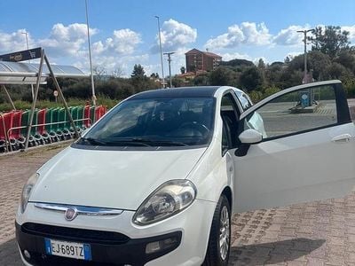 Usata Fiat Punto Evo 65 CV (47 kW) 2012 Bianco Utilitaria