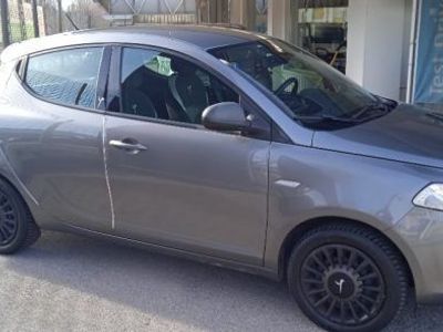 usata Lancia Ypsilon 1.3 MJT 16V 95 CV 5 porte S&S Ele