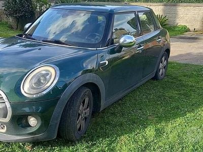 Usata Mini ONE 102 CV (75 kW) 2015 Utilitaria