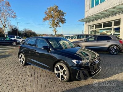 Nero Nuova 2025 Audi A1 Black Edition Berlina | 27.990 € (Buon prezzo)
