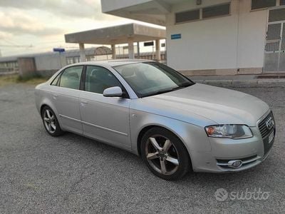 Usata Audi A4 Ambiente 140 CV (102 kW) 2006 Grigio Berlina