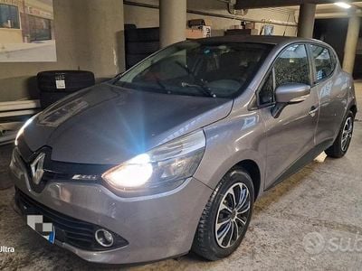 Usata Renault Clio IV 75 CV (55 kW) 2015 Grigio Berlina