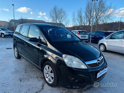 Usata Opel Zafira 94 CV (69 kW) 2008 Nero Monovolume