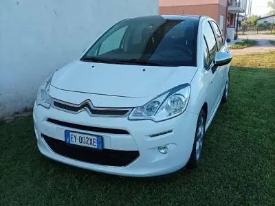 Usata Citroën C3 Exclusive 68 CV (50 kW) 2015 Bianco Berlina