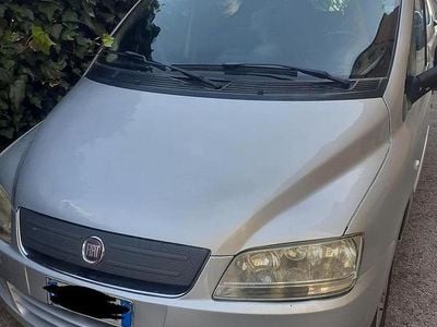 Usata Fiat Multipla 120 CV (88 kW) 2007 Grigio Monovolume