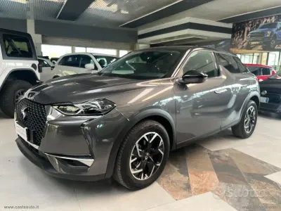 Usado DS Automobiles DS3 Crossback 110 CV (80 kW) 2022 Gris SUV