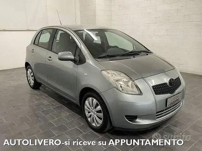 Gebraucht Toyota Yaris Sol 69 PS (50 kW) 2006 Grau Limousine