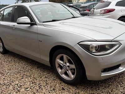 Usata BMW 118 142 CV (104 kW) 2012 Argento Utilitaria