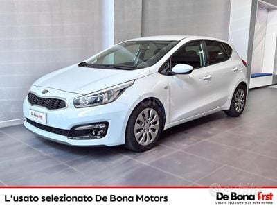 Usata Kia Ceed Active 110 CV (80 kW) 2016 Bianco Utilitaria