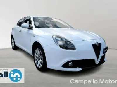 Usata Alfa Romeo Giulietta 120 CV (88 kW) 2017 Bianco Utilitaria