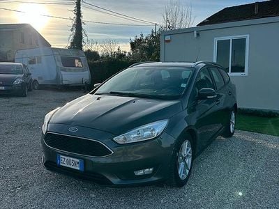 Usata Ford Focus Titanium 120 CV (88 kW) 2015 Grigio Station wagon