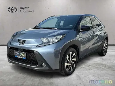 Usata Toyota Aygo X Trend 72 CV (52 kW) 2025 Grigio SUV