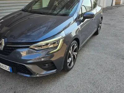 Usata Renault Clio RS Line 116 CV (85 kW) 2020 Grigio Utilitaria