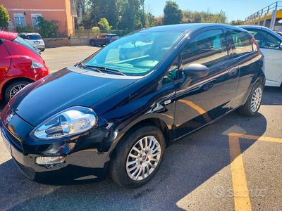 Usata Fiat Punto Evo 69 CV (50 kW) 2015 Blu Utilitaria