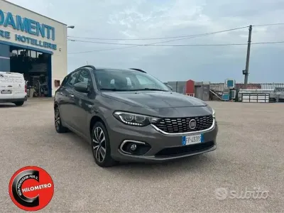 Usata Fiat Tipo Lounge 120 CV (88 kW) 2018 Grigio Station wagon