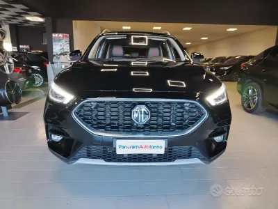 Usata MG ZS Luxury 106 CV (77 kW) 2024 Nero SUV