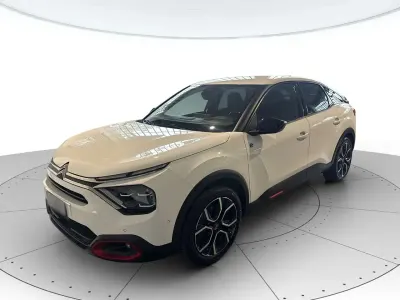 Usata Citroën e-C4 Shine 56 kW (77 CV) 2021 Bianco SUV