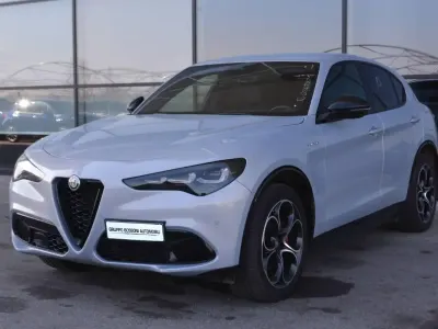 Usata Alfa Romeo Stelvio Veloce 209 CV (153 kW) 2024 Bianco SUV