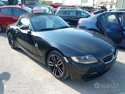Begagnad BMW Z4 150 HK (110 kW) 2007 Svart Cab