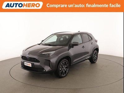 Usata Toyota Yaris Cross Lounge 92 CV (67 kW) 2022 Grigio SUV