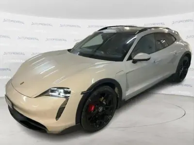 Usata Porsche Taycan 4S Cross Turismo Cross Turismo 419 kW (571 CV) 2021 Bianco Station wagon