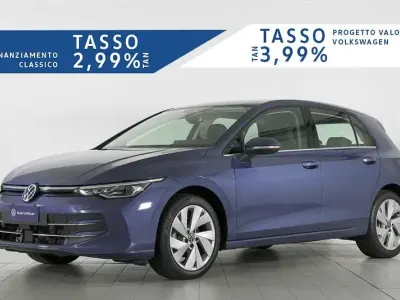 Usata VW Golf VIII Style 150 CV (110 kW) 2025 Blu Berlina