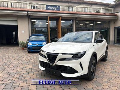 Nuova Alfa Romeo Junior Edizione Speciale 136 CV (100 kW) 2025 Bianco SUV