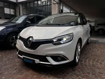 Usata Renault Scénic IV Intens 140 CV (102 kW) 2019 Bianco Monovolume