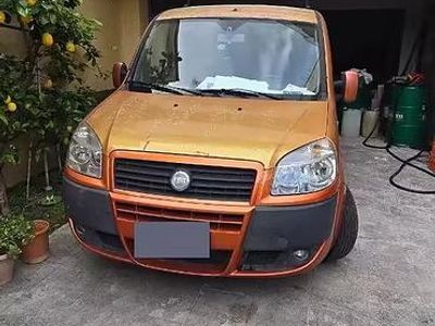 Käytetty Fiat Doblò 75 HP (55 kW) 2006 Tila-auto