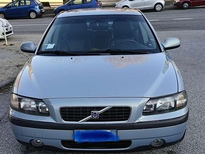 Usata Volvo S60 200 CV (147 kW) 2001 Blu/azzurro Berlina