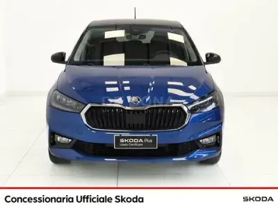 Usata Skoda Fabia Selection 95 CV (69 kW) 2025 Blu race metallizzato / tetto Utilitaria