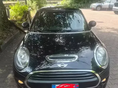 Usata Mini ONE 75 CV (55 kW) 2015 Nero Utilitaria