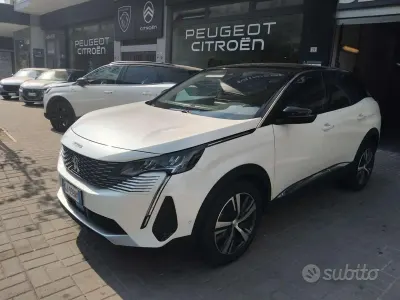 Usata Peugeot 3008 Allure 131 CV (96 kW) 2022 Bianco SUV